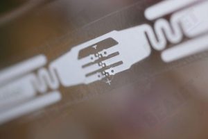 利用RFID技術構建“現實系統”